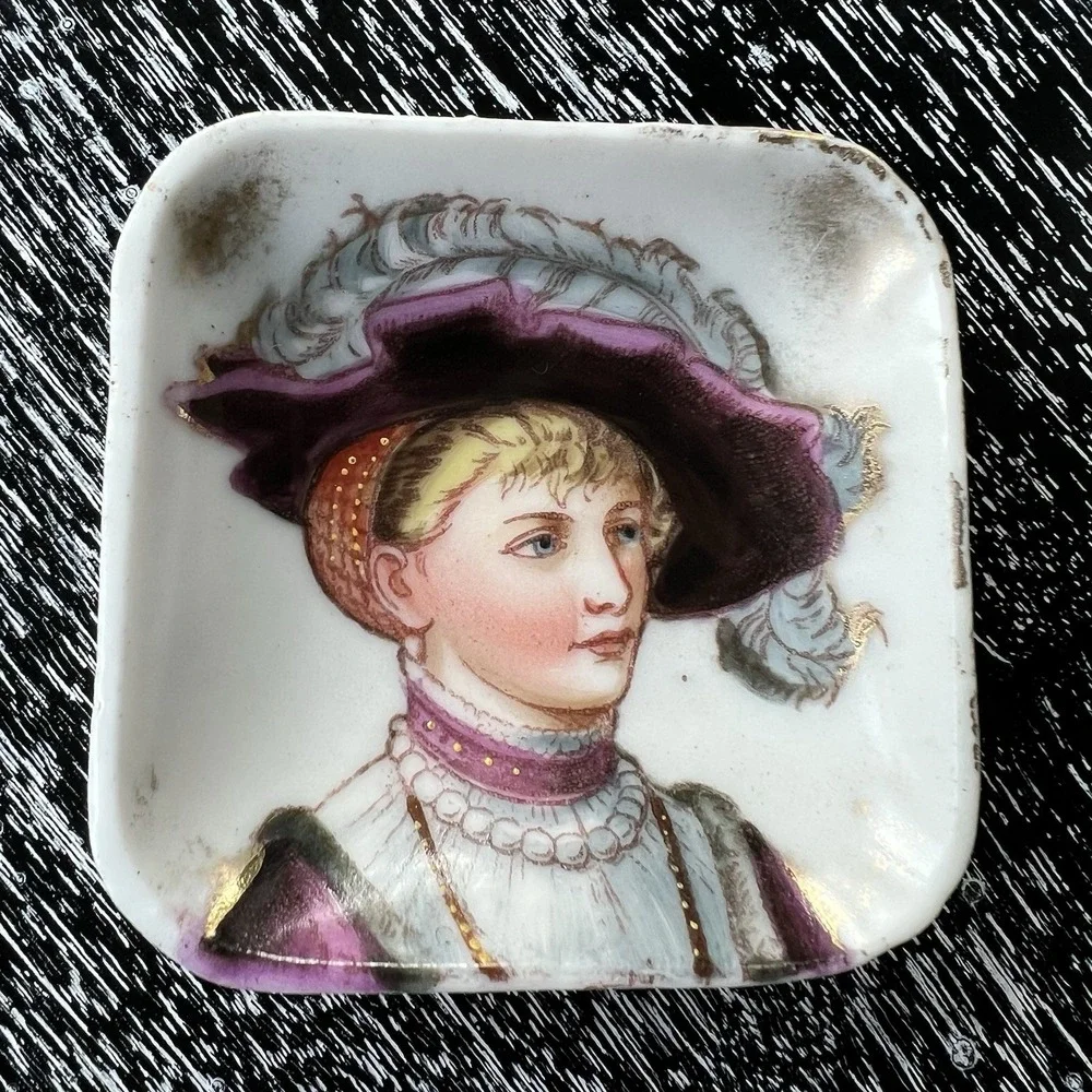 Lot Of 4 Antique Victorian‎ Butter Pats-Hand Painted Portrait Lady Ladies 1900's
